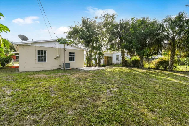 Jupiter River Estates Residence photo 26