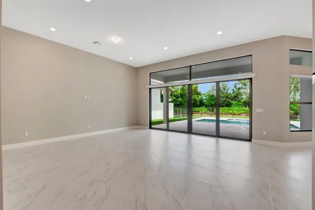 Boca Bridges Residence photo 7
