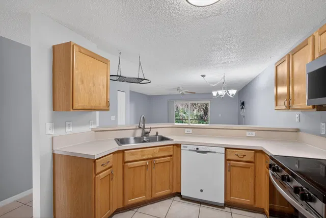 Residence photo 9