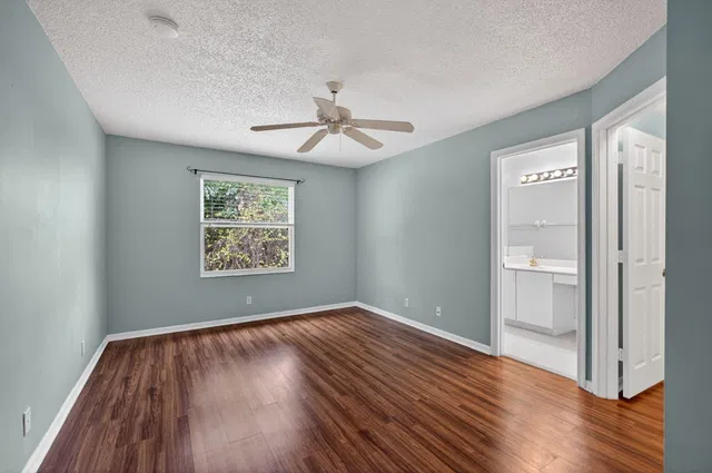 Residence photo 20