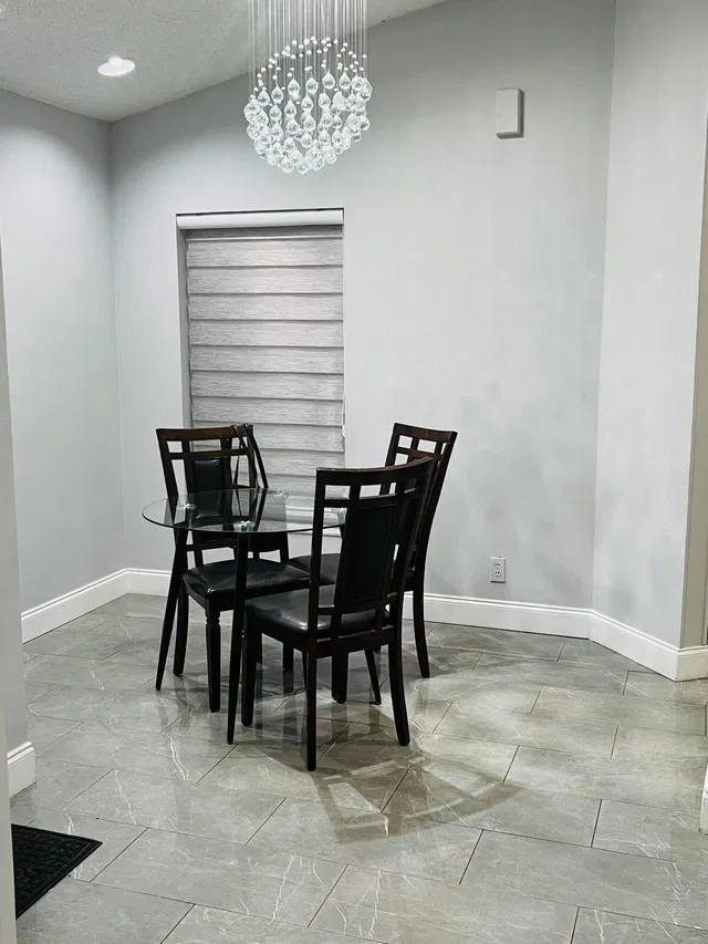 Residence photo 11