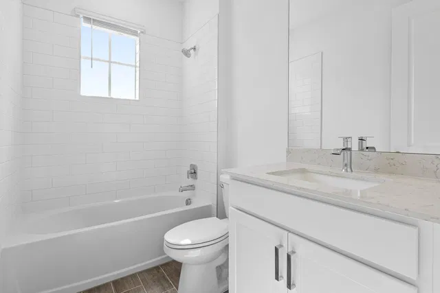  Residence photo 19