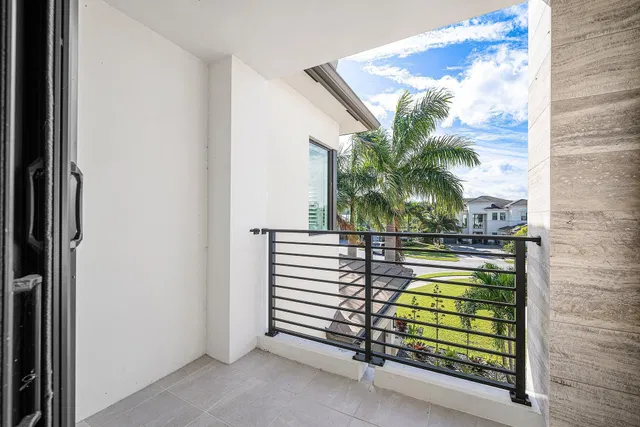 Boca Bridges Residence photo 44
