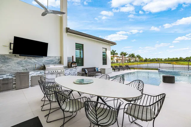 Boca Bridges Residence photo 46