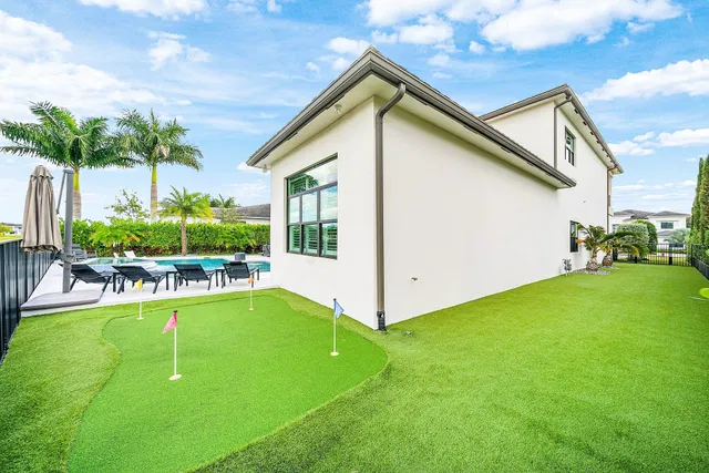 Boca Bridges Residence photo 52