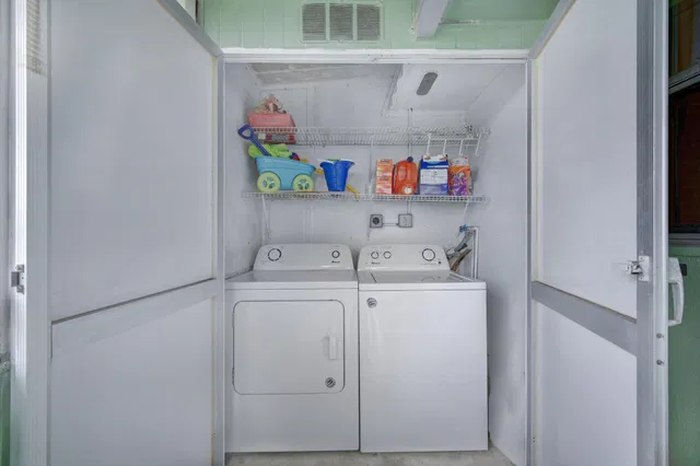 Unit M photo 5