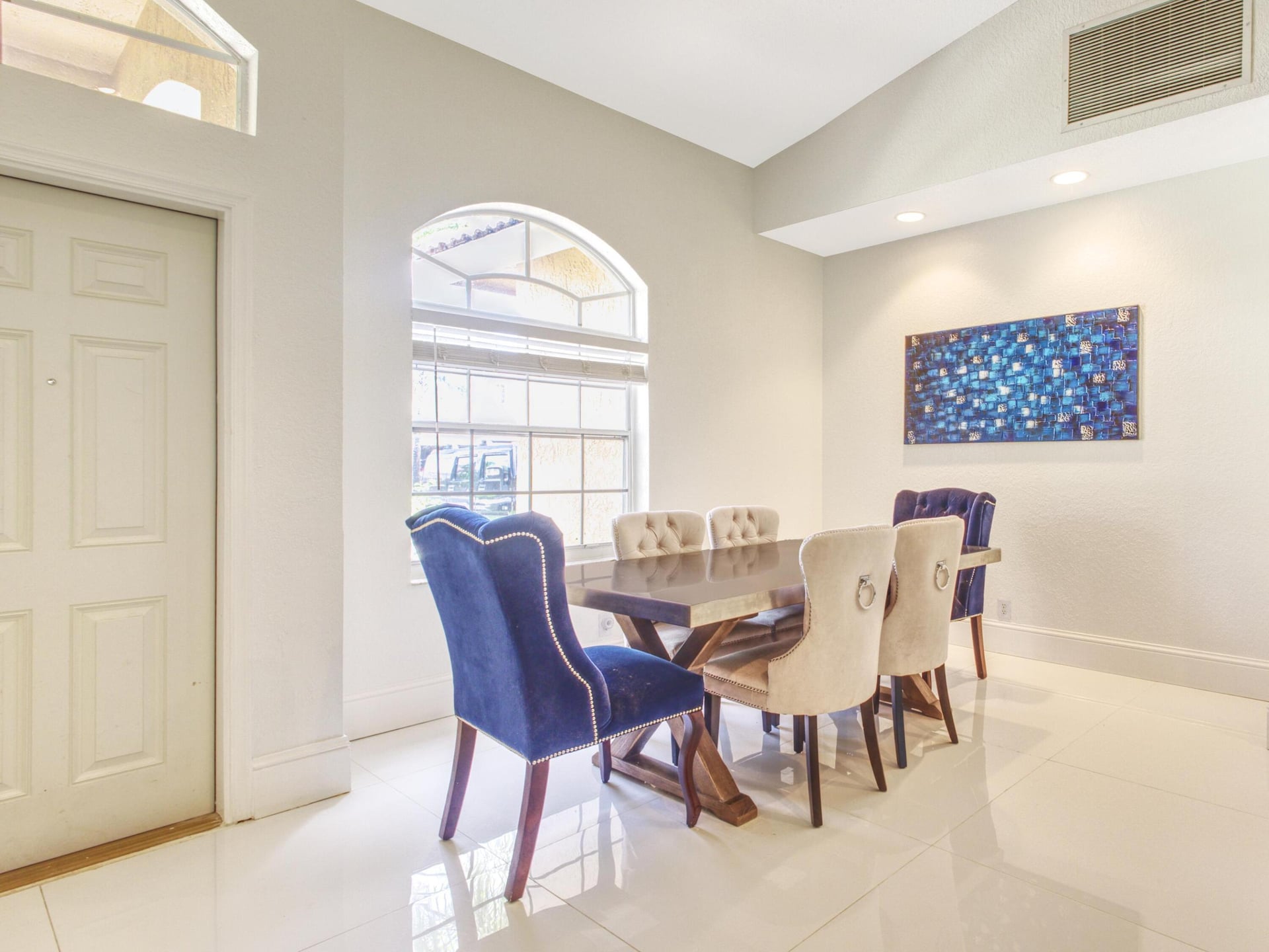  Residence photo 11
