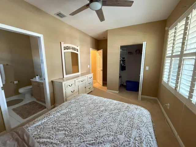 Residence photo 25