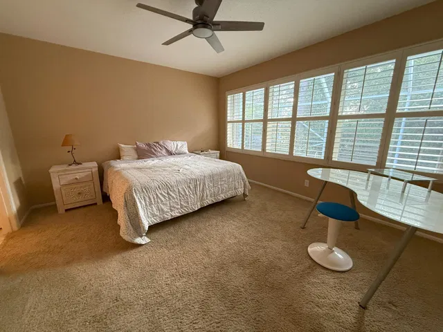 Residence photo 28