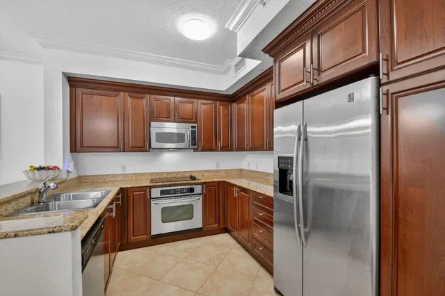  Unit 110 photo 16