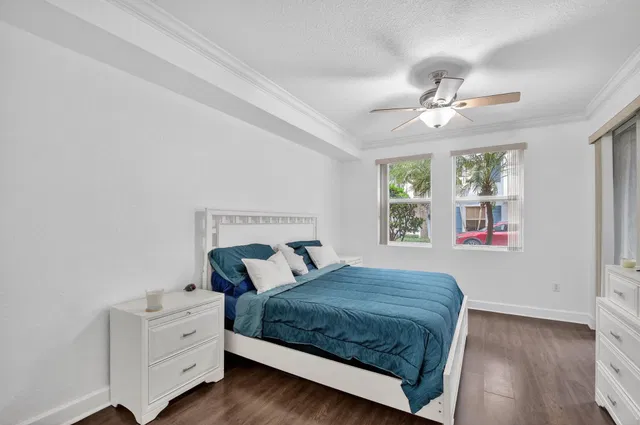  Unit 110 photo 18