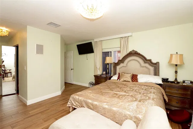 Residence photo 21