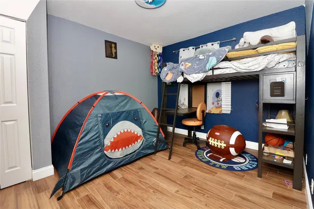 Residence photo 24
