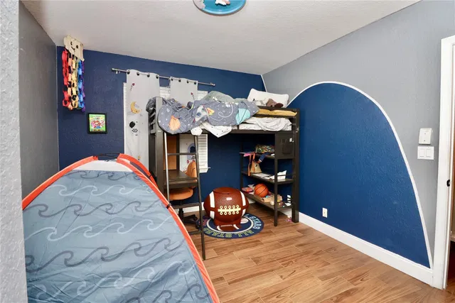 Residence photo 25