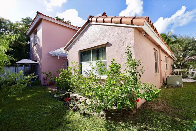 Residence photo 35