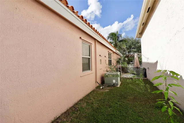 Residence photo 36