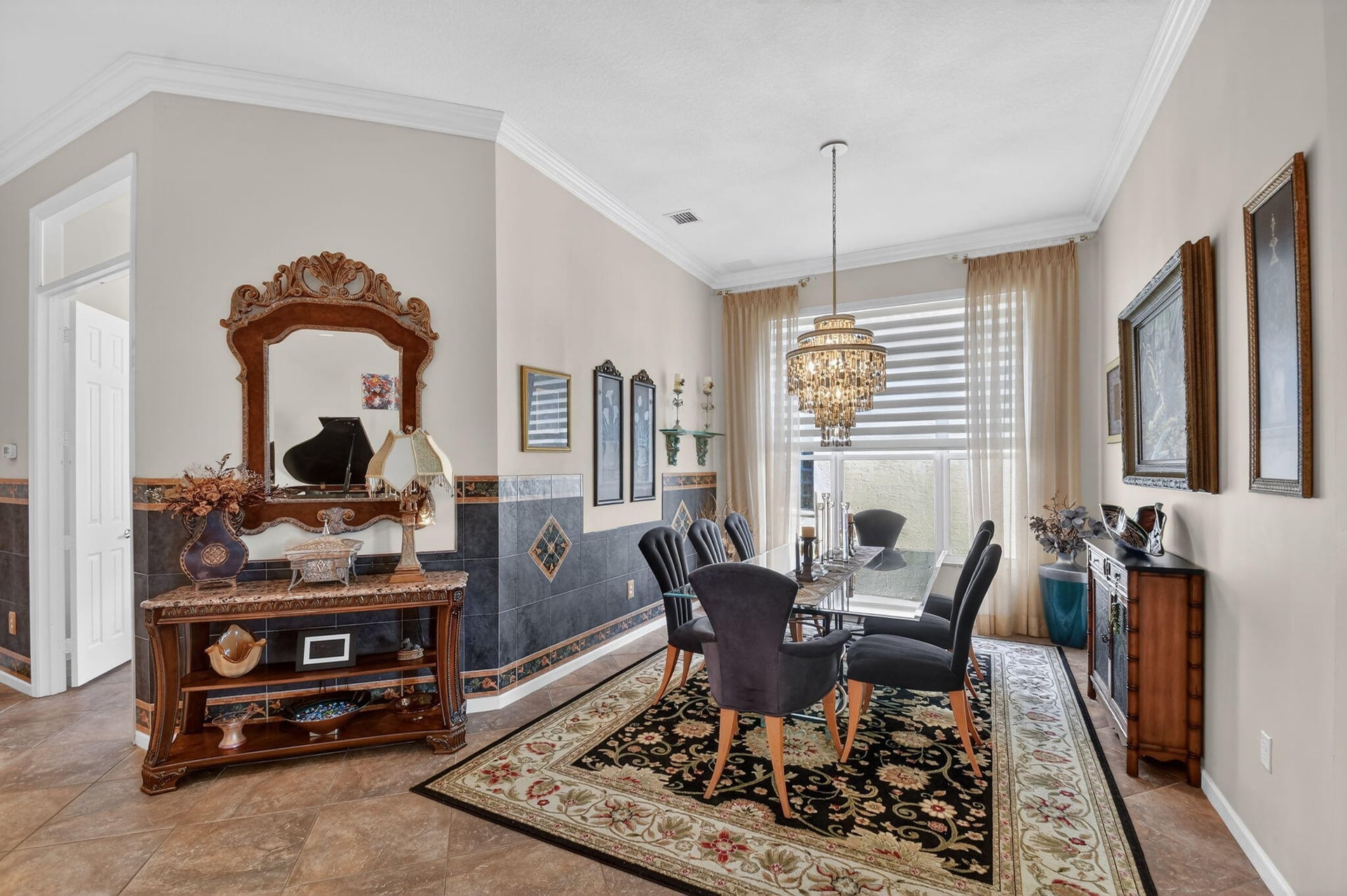 Residence photo 28