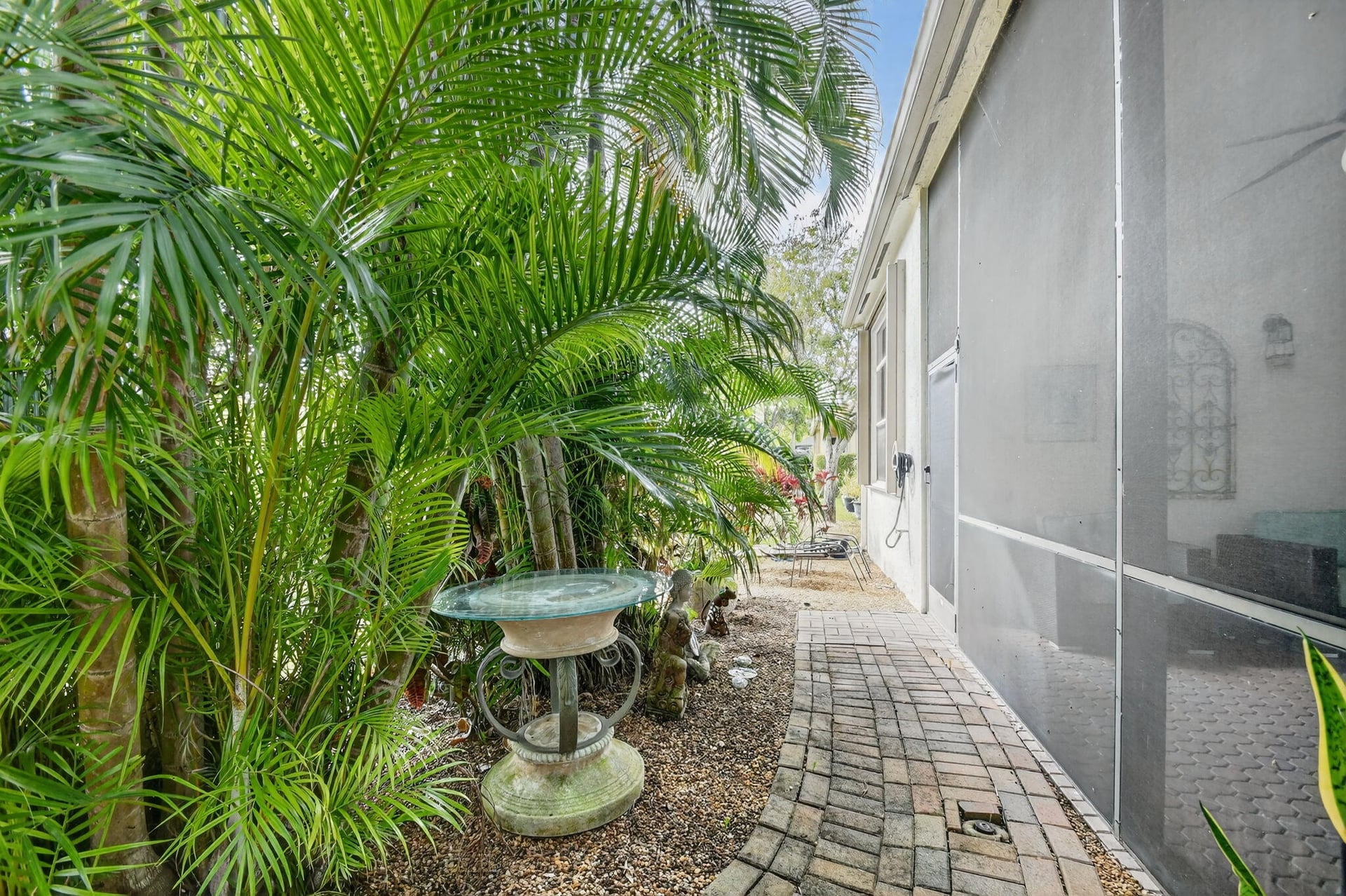 Residence photo 39