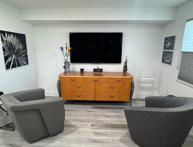  Unit 103 photo 19
