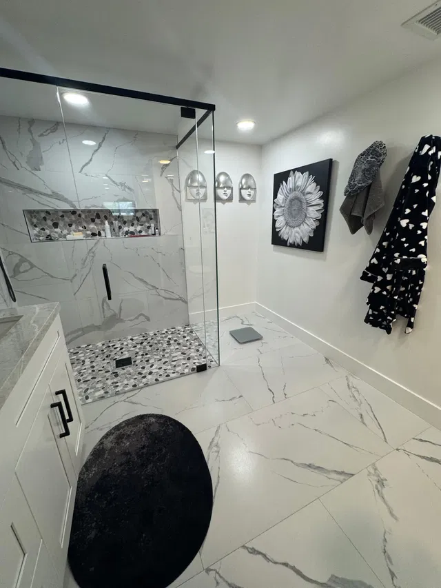  Unit 103 photo 21
