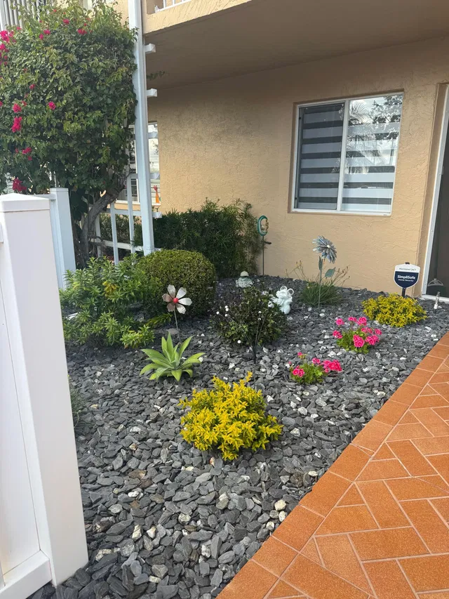  Unit 103 photo 38