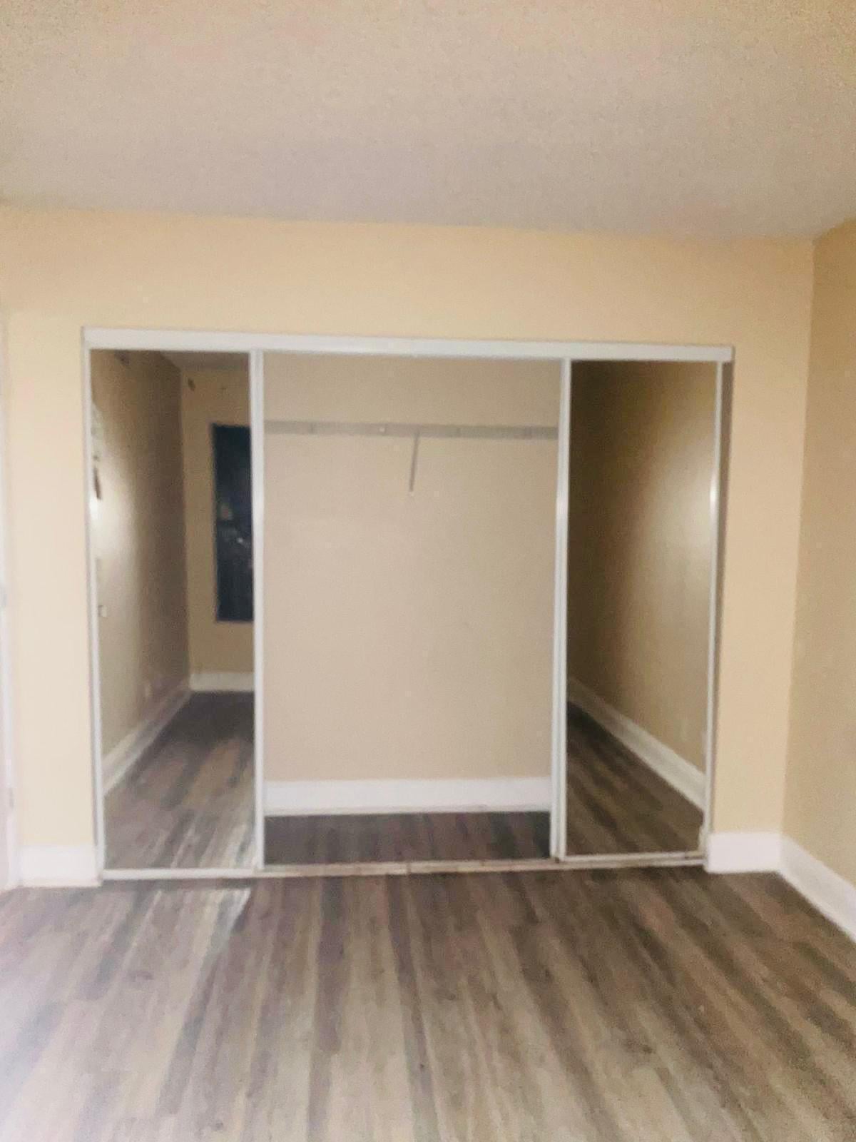 Unit F photo 36