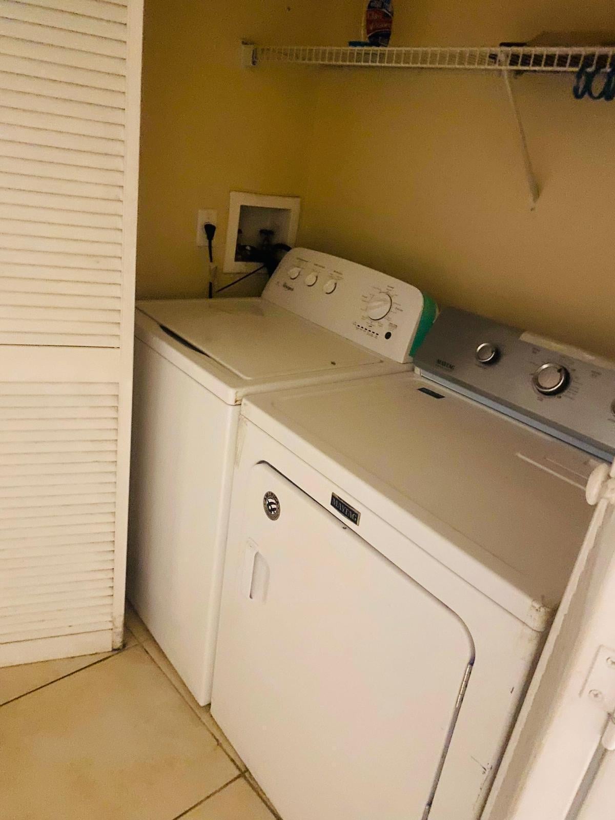 Unit F photo 39