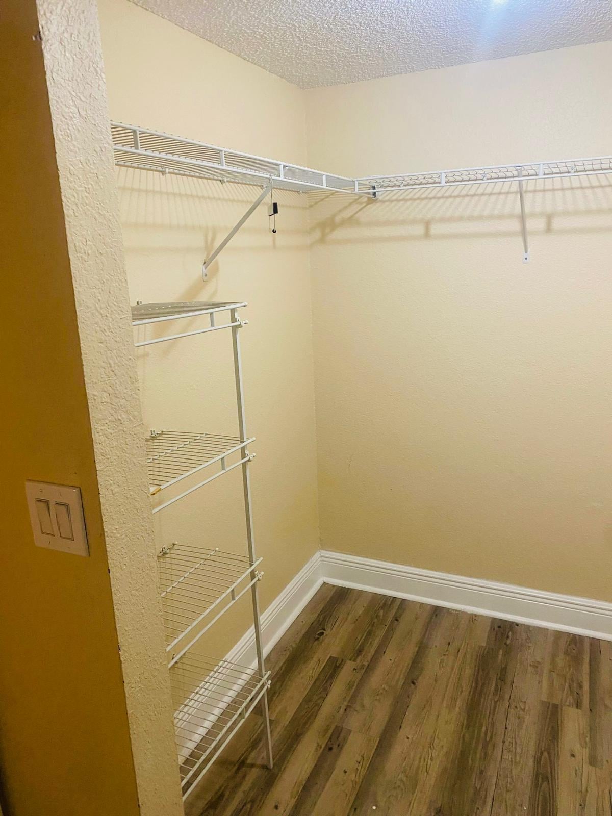 Unit F photo 47