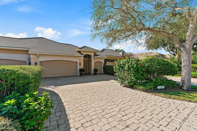 Jupiter Hills Residence photo 3