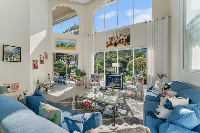 Jupiter Hills Residence photo 12
