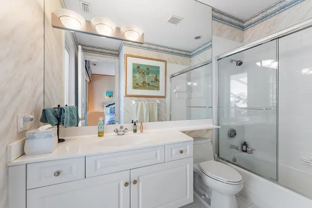 Jupiter Hills Residence photo 31