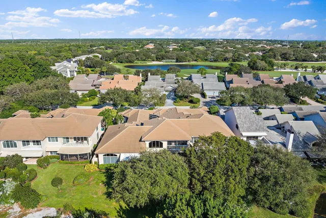 Jupiter Hills Residence photo 47