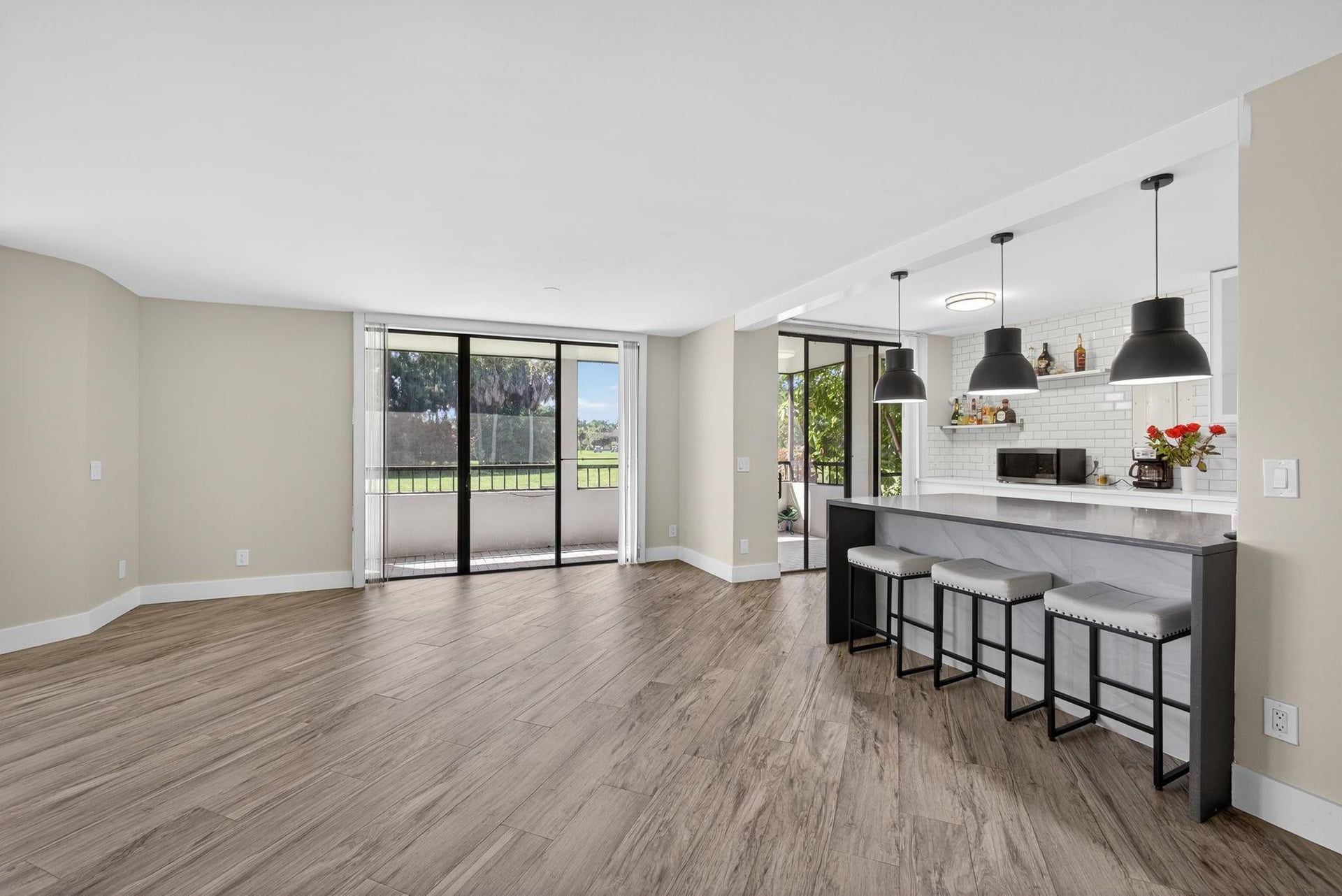 Unit 104 photo 24