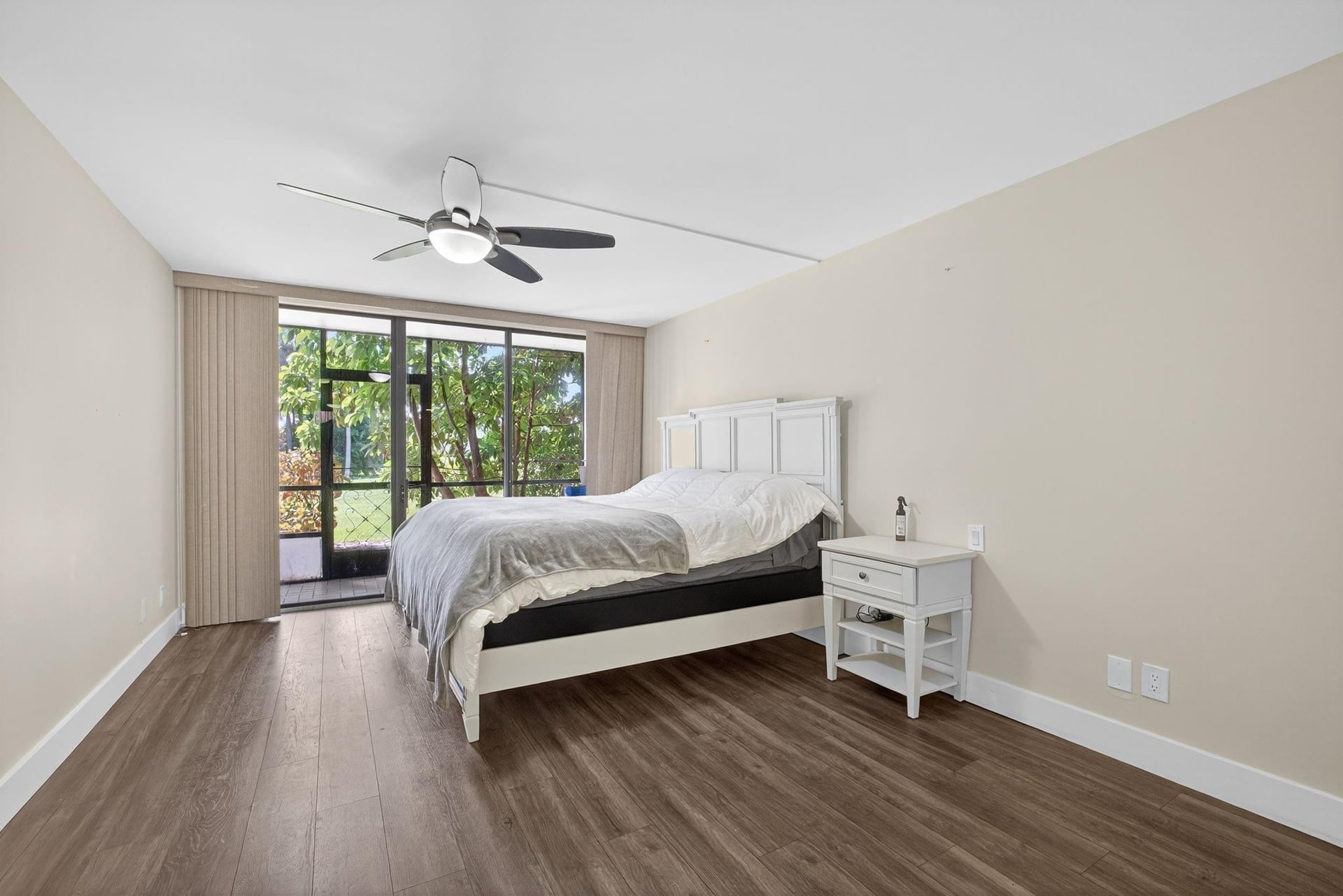 Unit 104 photo 35