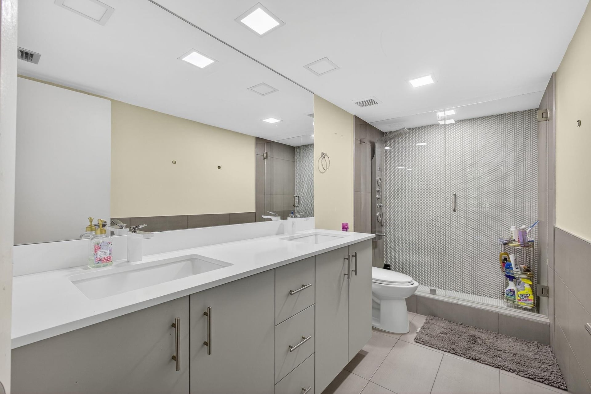 Unit 104 photo 38