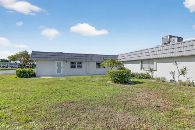 Residence photo 23