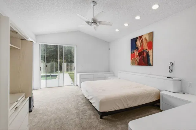 Residence photo 34