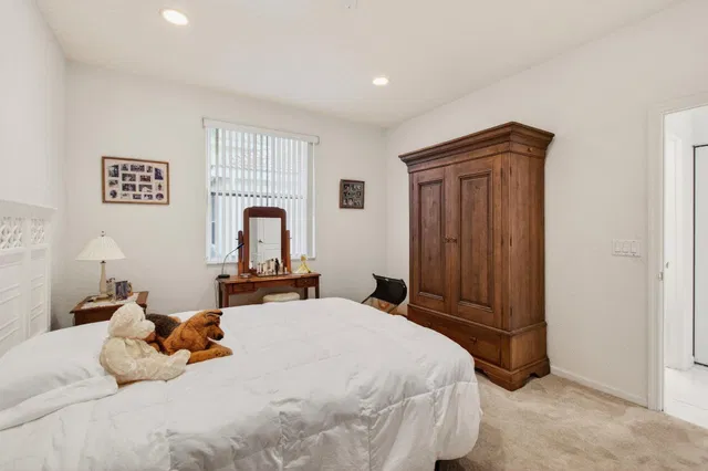 Residence photo 48