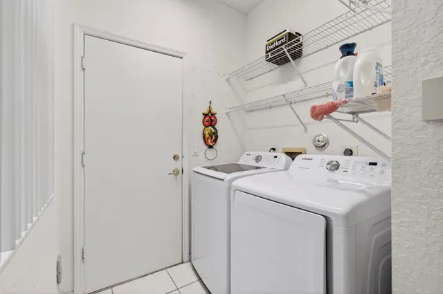 Residence photo 54