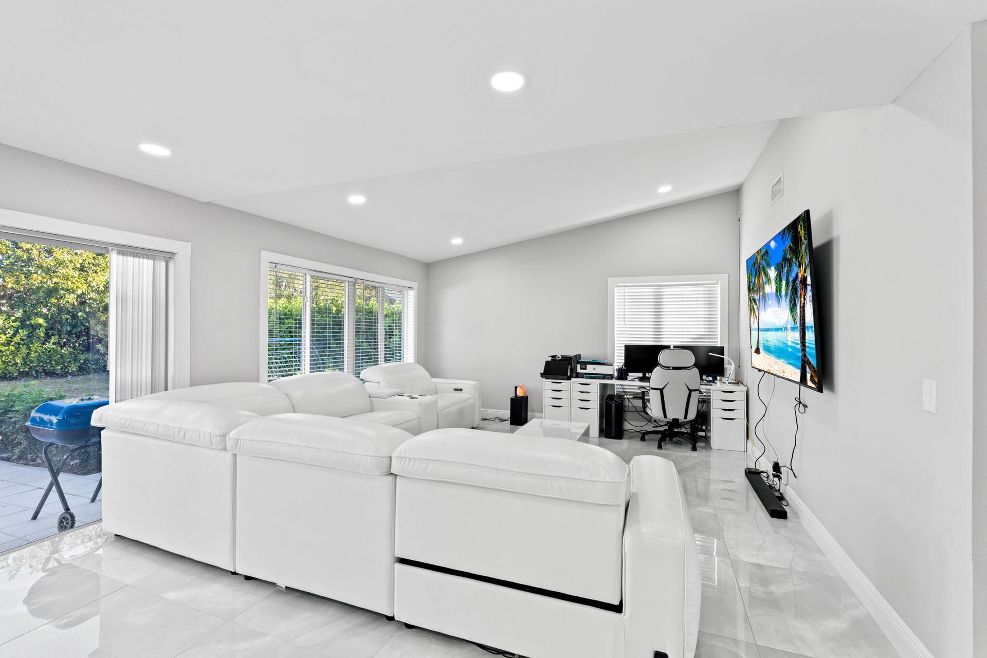  Residence photo 5
