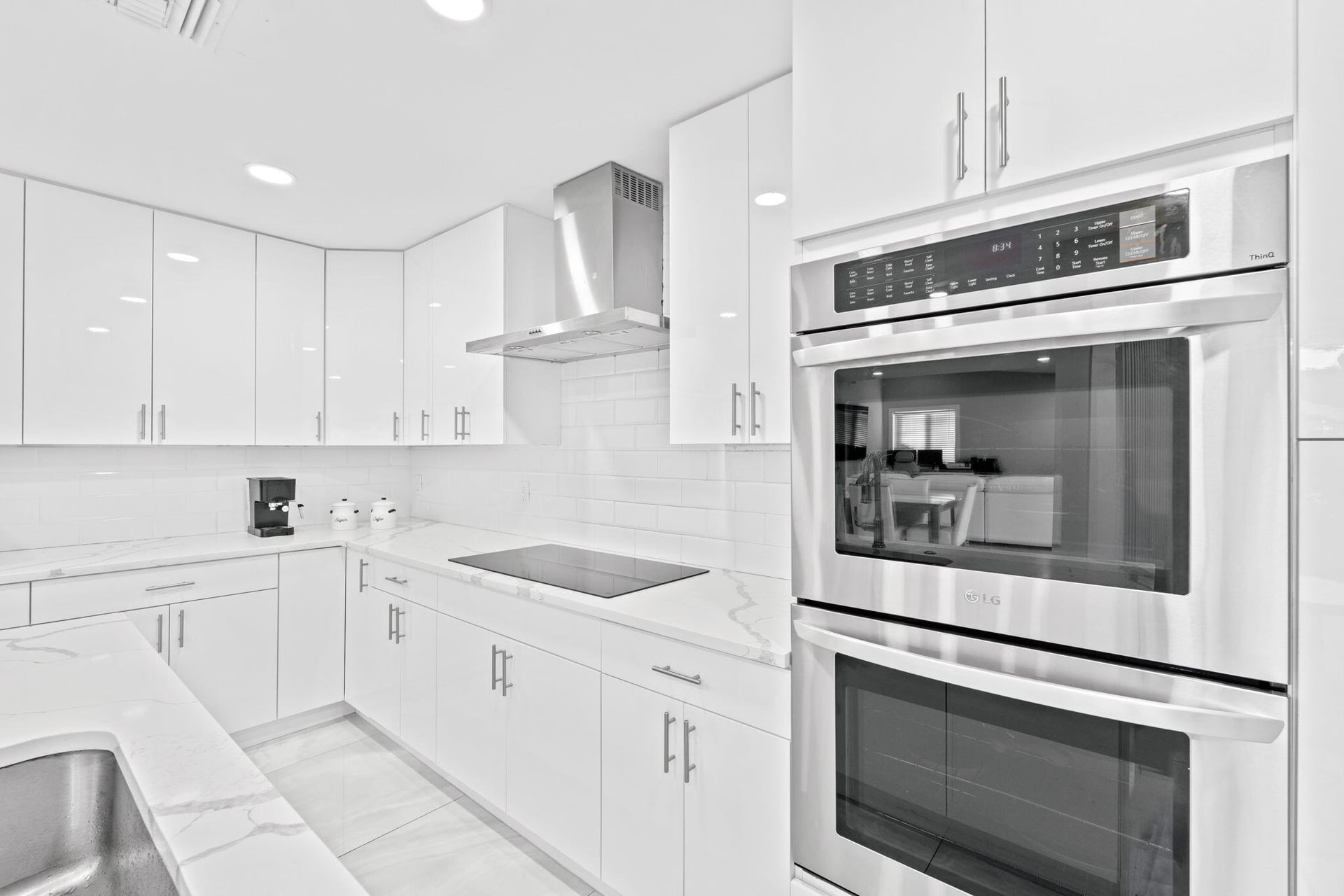  Residence photo 9