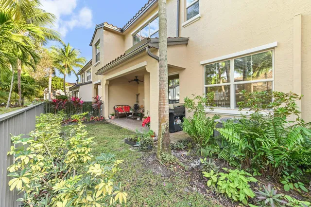 Old Palm Golf Club Residence photo 30