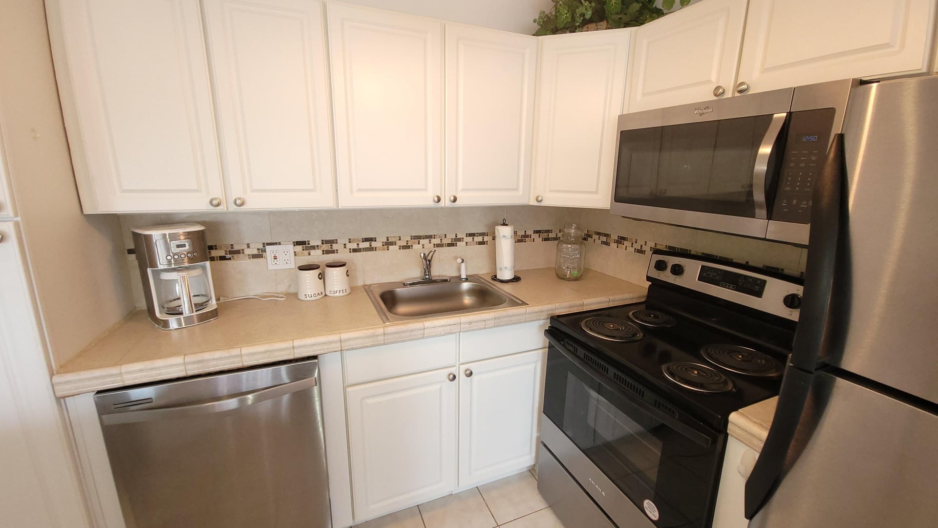  Residence photo 9