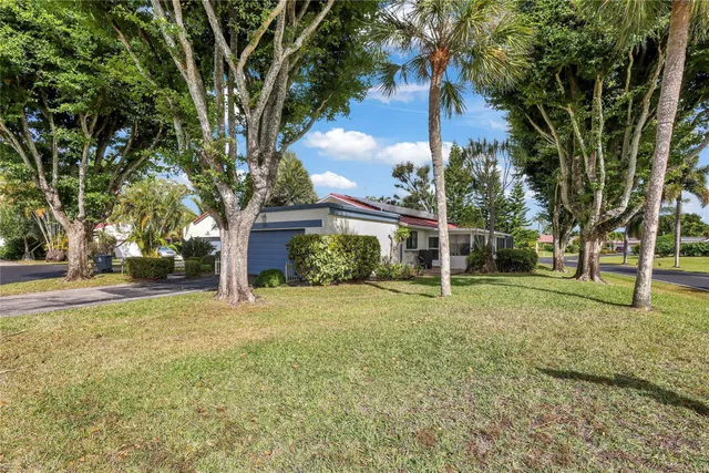  Residence photo 24