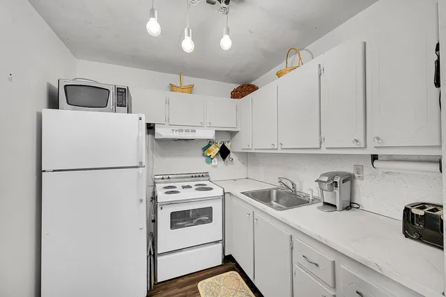 Residence photo 4