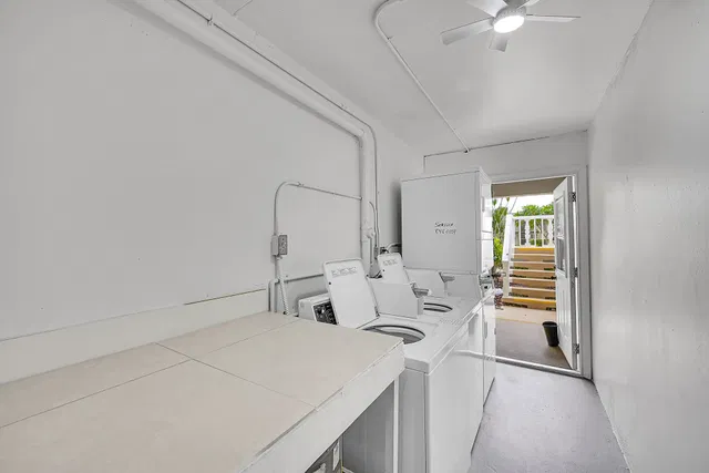 Residence photo 17