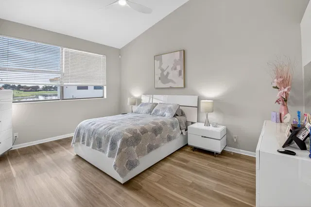  Residence photo 17