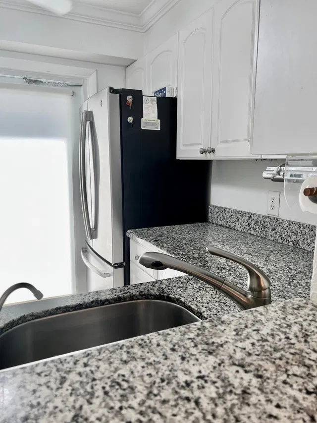 Unit 102 photo 3