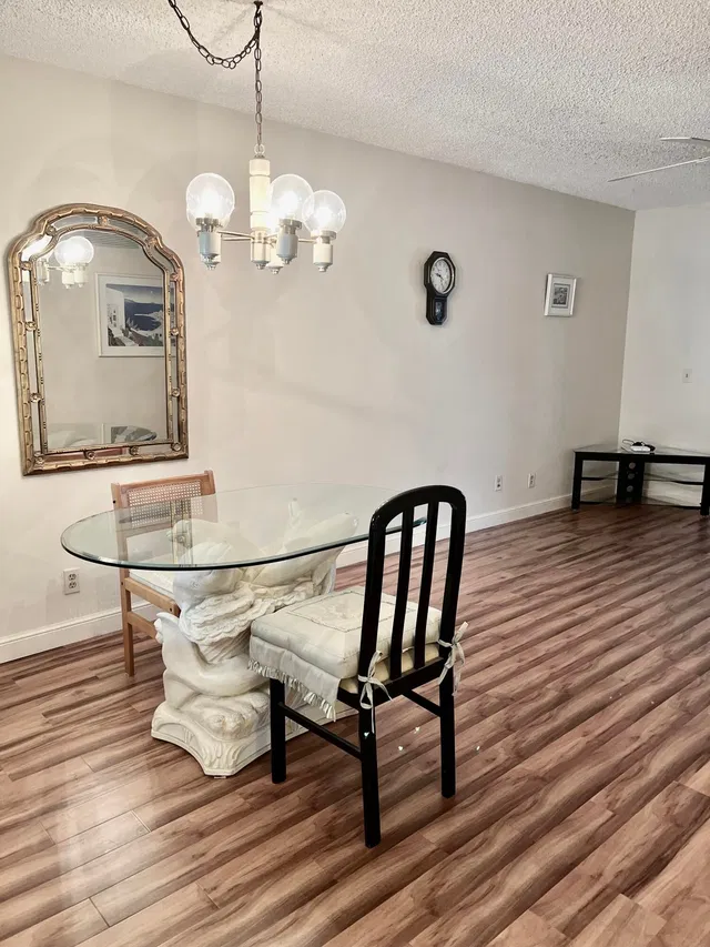 Unit 102 photo 12