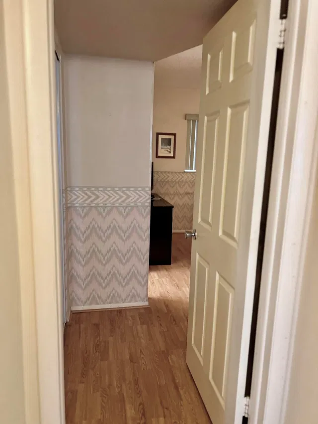 Unit 102 photo 18